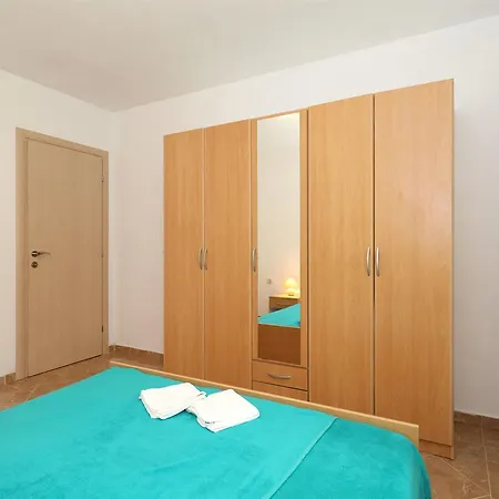 Apartament Andelo *